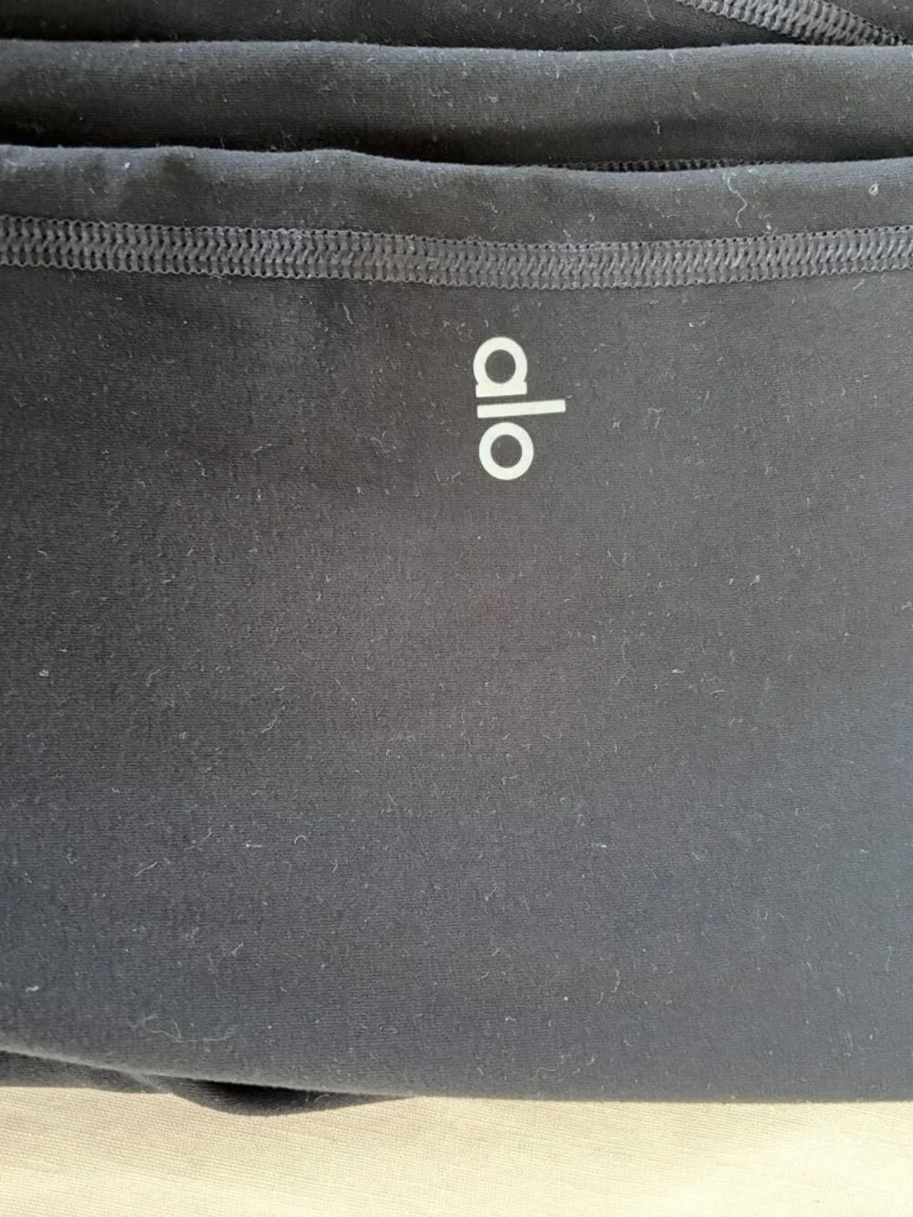 ALO Yoga ultra light
